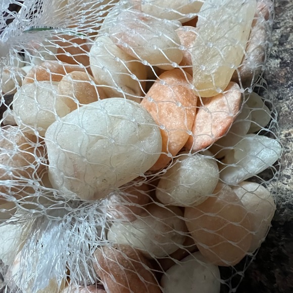 Parchment pebble, cactus & succulent topsoil, dressing. - Picture 4 of 7